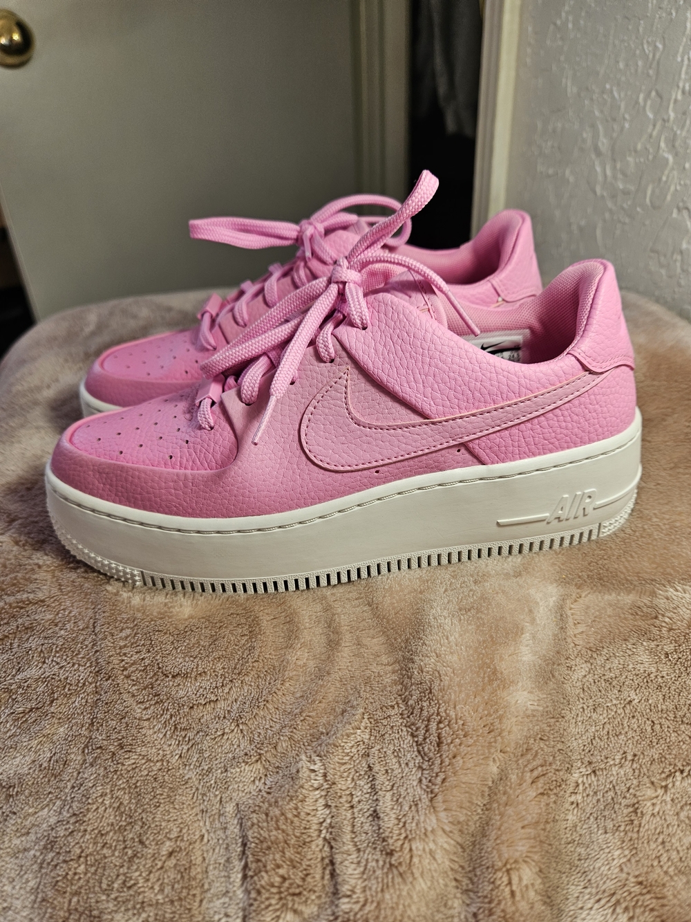 Nike Air Force 1 Sage Low "Psychic Pink"(Women's Size 7.5 US